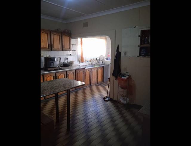 5 BEDROOM PROPERTY TO RENT IN KLIPPOORTJE